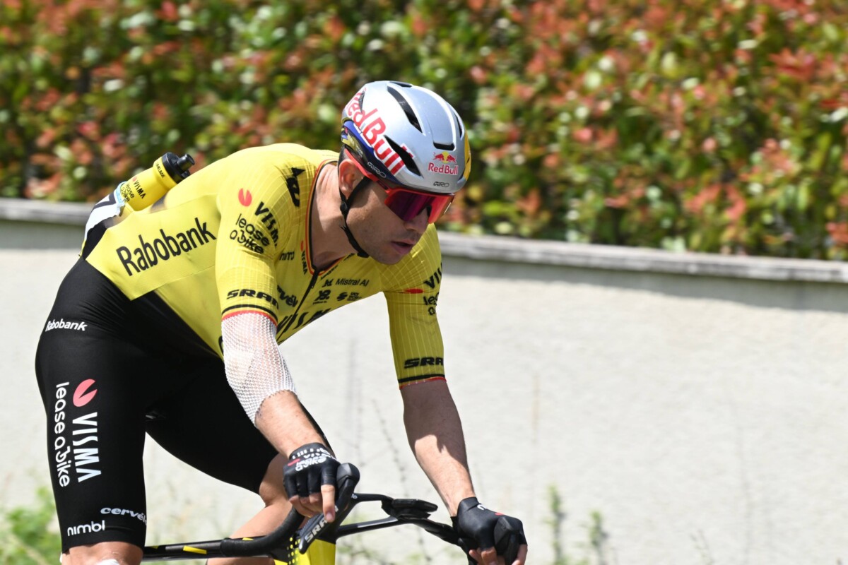 Wout van Aert pode ficar fora o Tour de France devido ao agravamento da lesão "ele já estava 'abaixo do nível esperado'" afirma diretor 3 girodociclismo.com.br wout van aert pode ficar fora do tour de france devido ao agravamento da lesao apos queda image 4