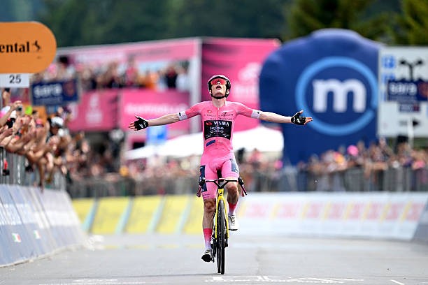 "Se Tadej Pogacar quiser repetir o que fez, Vingegaard estará com ele", Alberto Contador analisa os favoritos ao Tour de France; assista o vídeo 3 girodociclismo.com.br alberto contador analisa o tour de france se tadej pogacar quiser repetir o que fez vingegaard estara com ele assista o video image 2