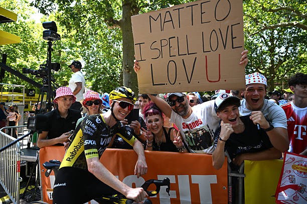 Gregário de Jonas Vingegaard é separado da equipe, ciclista enfrenta doença e Visma admite preocupação no Tour de France 2 girodociclismo.com.br gregario de jonas vingegaard enfrenta doenca e e separado da equipe no tour de france image