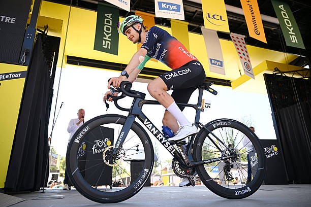 Jonas Vingegaard e Paul Seixas na mesma equipe? Visma-Lease a Bike confirma o interesse no francês 3 girodociclismo.com.br jonas vingegaard e paul seixas na mesma equipe visma lease a bike confirma o interesse no frances image 5