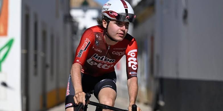 Rival de Paul Seixas renova contrato no WorldTour "é o melhor lugar para continuar" afirma belga, confira o anúncio 2 girodociclismo.com.br prodigio belga rival de paul seixas renova contrato no worldtour e o melhor lugar para continuar confira o anuncio image