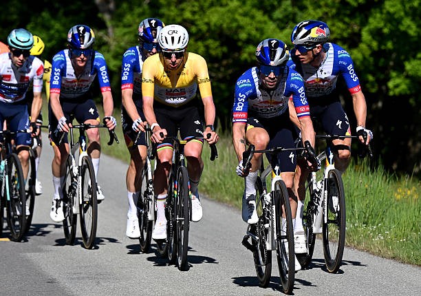 girodociclismo.com.br red bull bora confirma a saida de primoz roglic e uma decisao baseada em desempenho image 2