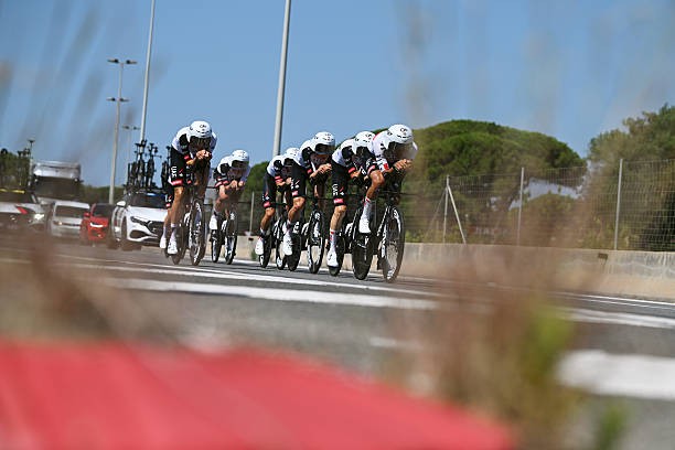 girodociclismo.com.br tadej pogacar analisa a rivalidade com jonas vingegaard no tour de france vai durar por mais alguns anos assista o video image 4