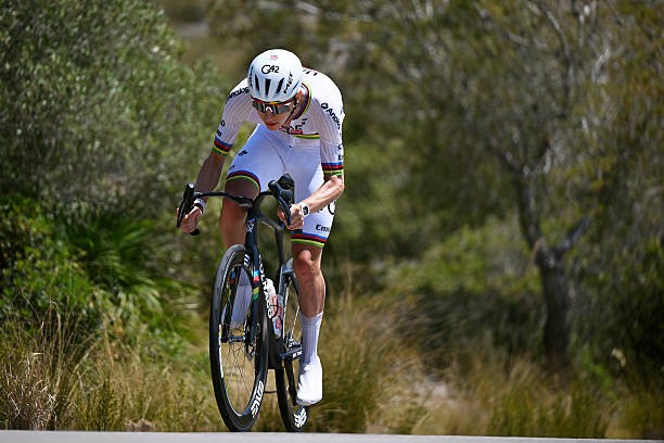 girodociclismo.com.br tadej pogacar e favorito mas nao subestime vingegaard ele esta melhor campeao do tour de france analisa a competicao image 6