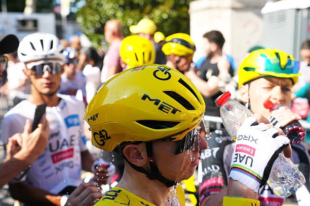 girodociclismo.com.br tadej pogacar fala apos perder a lideranca do tour de france tive muita dor de cabeca mas nao gastamos muita energia assista o video image 4