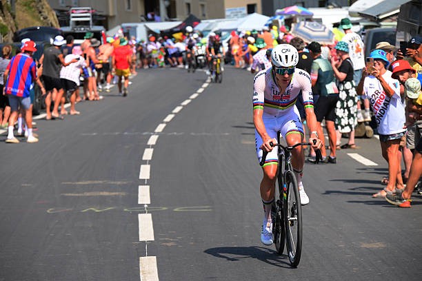 girodociclismo.com.br tadej pogacar nao tem um rival a altura alberto contador analisa a superioridade de pogacar assista o video image 6