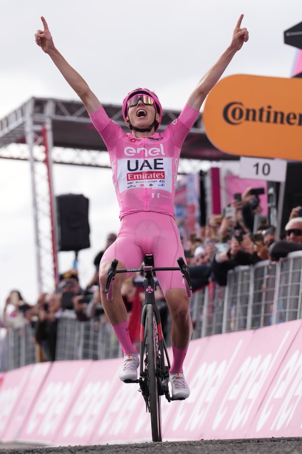 girodociclismo.com.br tadej pogacar superara nosso recorde de vitorias eddy merckx analisa o dominio de pogacar pogacar giro ditalia 15a etapa ii
