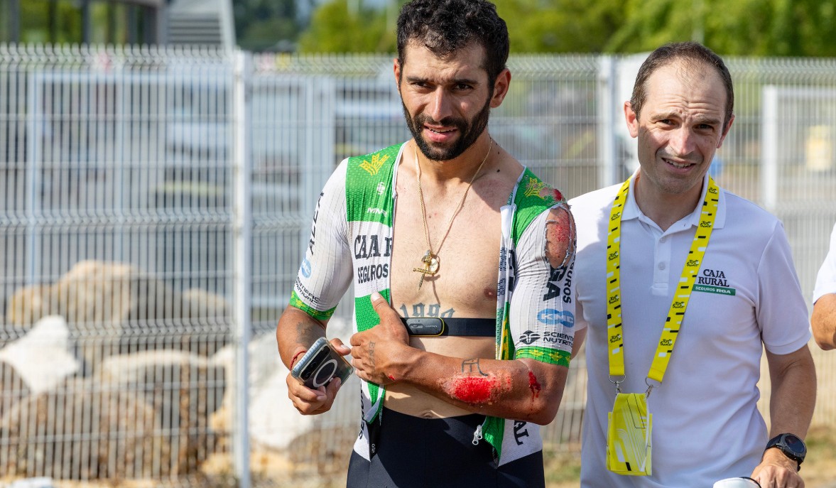 Tour de France 2026: Ciclista tem fratura confirmada após grave queda e abandona a competição, assista os vídeos 1 girodociclismo.com.br tour de france 2026 ciclista tem fratura confirmada apos grave queda e abandona a competicao assista os video image