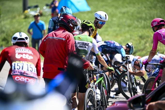 Tour de France 2026: Equipe espanhola perde seu 3º integrante e segue com somente 5 ciclistas na competição 2 girodociclismo.com.br tour de france 2026 equipe espanhola perde seu 3o integrante e segue com somente 5 ciclistas na competicao image