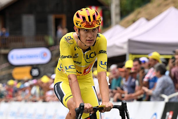 Tour de France 2026: Ex-líder da Classificação Geral tem múltiplas fraturas confirmadas e abandona a competição 1 girodociclismo.com.br tour de france 2026 ex maillot jaune tem fraturas confirmadas e abandona a competicao image