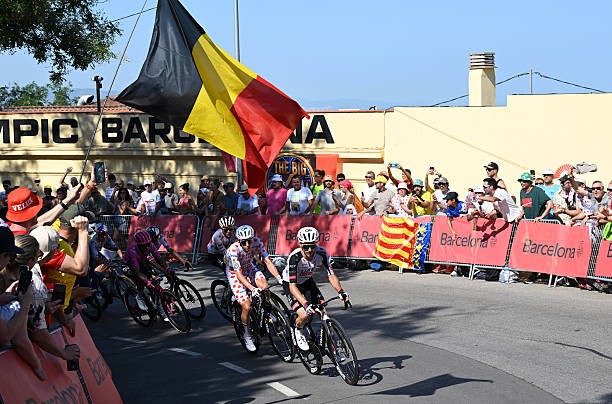 Tour de France 2026: "Fizemos um plano para Tadej Pogacar, mas a diferença era maior" Isaac del Toro analisa a vitória histórica, assista o vídeo 3 girodociclismo.com.br tour de france 2026 fizemos um plano para tadej pogacar mas a diferenca era maior isaac del toro analisa a vitoria historica assista o video image 2