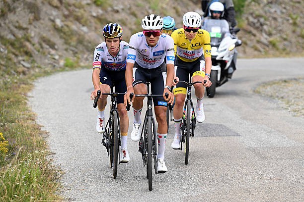 girodociclismo.com.br tour de france 2026 isaac del toro emocionado admite que correu doente eu dizia que estava bem mas nao era verdade assista o video image 2