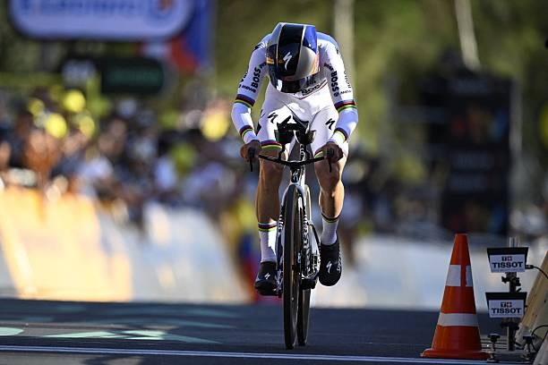 girodociclismo.com.br tour de france 2026 jonas vingegaard vence a 1a etapa e assume a lideranca confira os resultados e a chegada image 35