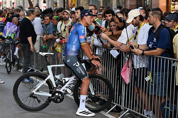 girodociclismo.com.br tour de france 2026 mathieu van der poel analisa a 2a etapa sou realista tadej pogacar e o favorito assista o video image