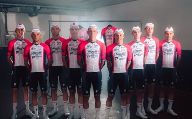 Tour de France 2026: Mathieu van der Poel apresenta nova camisa em homenagem a Raymond Poulidor 4 girodociclismo.com.br tour de france 2026 mathieu van der poel apresenta nova camisa em homenagem a raymond poulidor image 8