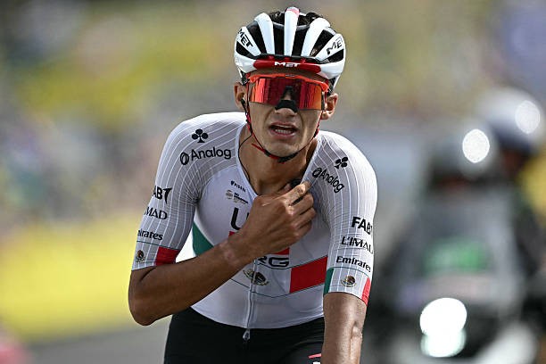 Tour de France 2026: "Precisei decidir se caía ou derrubava Tadej Pogacar" Isaac del Toro descreve queda ao lado de Vingegaard, assista os vídeos 1 girodociclismo.com.br tour de france 2026 precisei decidir se caia ou derrubava tadej pogacar isaac del toro estava na queda de vingegaard assista o video image 4