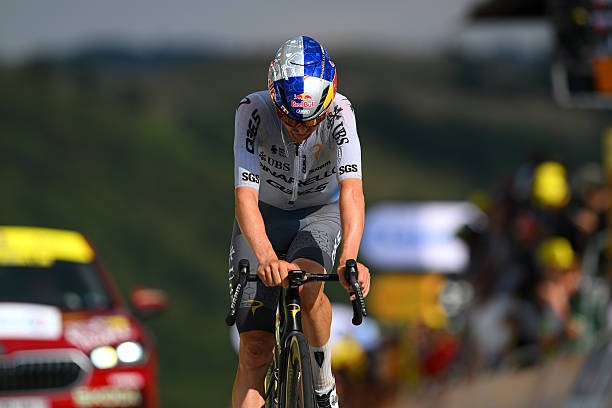 Tour de France 2026: Prévia da 15ª etapa, novo duelo entre os favoritos deve acontecer no icônico Plateau Solaison 9 girodociclismo.com.br tour de france 2026 previa da 15a etapa iconico plateau solaison deve receber novo duelo entre os favoritos image 17