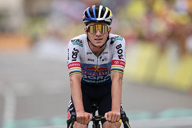 girodociclismo.com.br tour de france 2026 remco evenepoel flagrado discutindo fortemente com assessor pare com esse show o tempo todo assista o video image 7