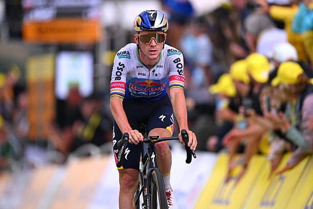 Tour de France 2026: Remco Evenepoel revela incidente com carro da organização "me fizeram diminuir o ritmo” 1 girodociclismo.com.br tour de france 2026 remco evenepoel lamenta incidente com carro da organizacao me fizeram diminuir o ritmo image 2