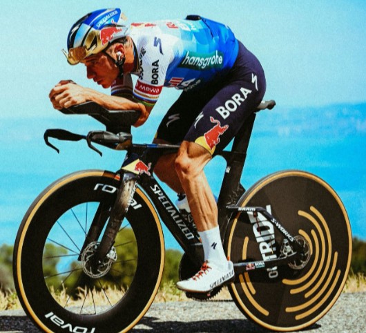 Tour de France 2026: Remco Evenepoel quebra 3 recordes durante reconhecimento do contrarrelógio, assista o vídeo 2 girodociclismo.com.br tour de france 2026 remco evenepoel quebra 3 recordes durante reconhecimento do contrarrelogio assista o video image