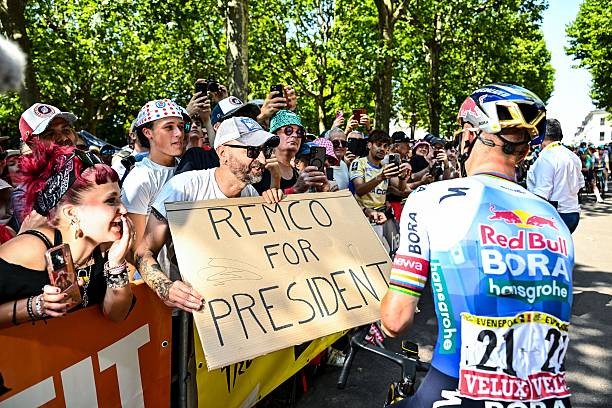 Tour de France 2026: "Remco Evenepoel só pensa em si mesmo" histórico diretor não se surpreende com polêmica na Red Bull Bora 2 girodociclismo.com.br tour de france 2026 remco evenepoel so pensa em si mesmo historico diretor nao se surpreende com polemica na red bull bora image 2