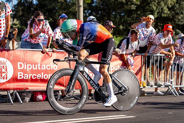 Tour de France 2026: "Sabíamos que Jonas Vingegaard estava em forma", diretor da UAE Emirates analisa o início da competição, assista o vídeo 4 girodociclismo.com.br tour de france 2026 sabiamos que jonas vingegaard estava em forma uae emirates analisa a image 5