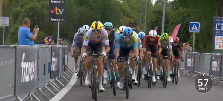 Tadej Pogacar lamenta a grande queda no Tour de France e projeta o final de semana "fiz um reconhecimento com o Isaac del Toro", assista o vídeo 2 girodociclismo.com.br tour de france 2026 soren waerenskjold vence a 12a etapa tadej pogacar segue na lideranca confira os resultados e a chegada image 30
