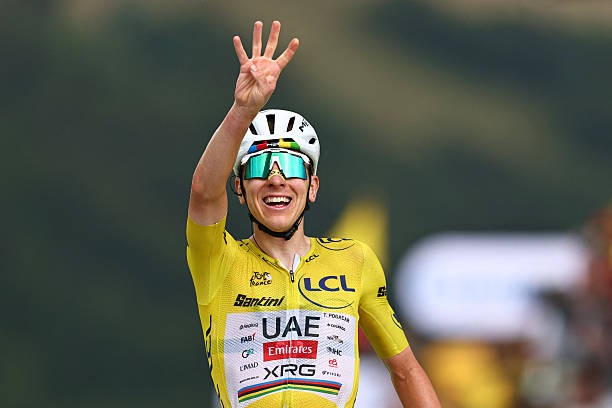 Tour de France 2026: Tadej Pogacar concede sincera entrevista "às vezes é difícil, mas tento não pensar nas críticas" 5 girodociclismo.com.br tour de france 2026 tadej pogacar concede sincera entrevista as vezes e dificil mas tento nao pensar nas criticas image 7