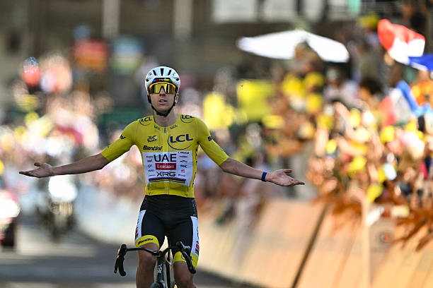 Tour de France 2026: Tadej Pogacar dá show e vence a 19ª etapa no Alpe d'Huez, confira os resultados e a chegada 1 girodociclismo.com.br tour de france 2026 tadej pogacar da show e vence a 19a etapa no alpe dhuez confira os resultados e a chegada image