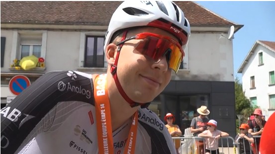 Tour de France 2026: Tadej Pogacar e Jonas Vingegaard foram acordados de madrugada para testes antidoping "uma falta de respeito" 4 girodociclismo.com.br tour de france 2026 tadej pogacar e jonas vingegaard realizam testes antidoping de madrugada dormi apenas 4 horas image