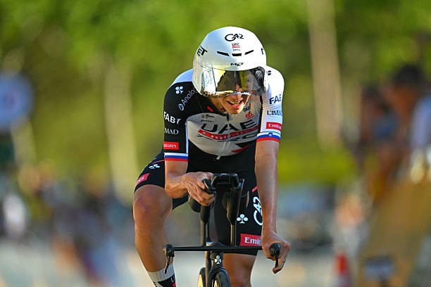 girodociclismo.com.br tour de france 2026 tadej pogacar satisfeito com estreia projeta a 2a etapa sera complicada acho que e para os puncheurs assista o video image 2