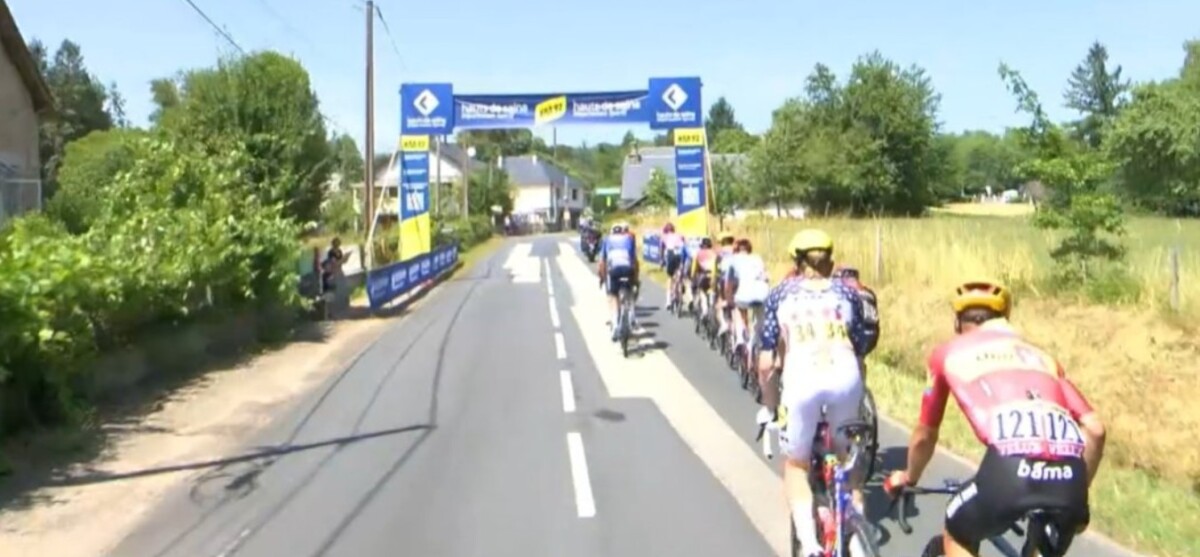 Tour de France 2026: Fuga triunfa e Mathieu van der Poel vence a 9ª etapa, Tadej Pogacar mantém a Maillot Jaune; confira os resultados e a chegada 4 girodociclismo.com.br tour de france 2026 vence a 9a etapa tadej pogacar mantem a maillot jaune confira os resultados e a chegada image 10