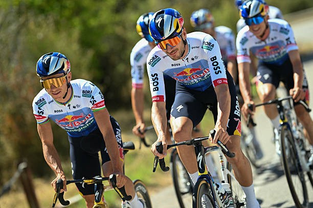 girodociclismo.com.br tour de france remco evenepoel demonstra irritacao em entrevista e seu eu dissesse voce e um jornalista ruim sei aonde voce quer chegar assista o video image 4