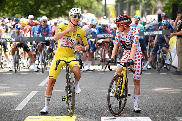 girodociclismo.com.br campeao do tour de france critica jonas vingegaard estou decepcionado ele nao pode culpar a clavicula image 1