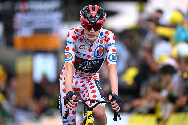 "Jonas Vingegaard poderia ter ido à Lua que não venceria Tadej Pogacar" campeão da montanha do Tour contesta declaração de Jonas Vingegaard 1 girodociclismo.com.br jonas vingegaard poderia ter ido a lua que nao venceria tadej pogacar bicampeao da montanha do tour critica fortemente jonas vingegaard image 4
