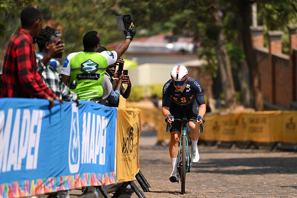 girodociclismo.com.br juan ayuso e enric mas liderarao a espanha no campeonato mundial de montreal image 7
