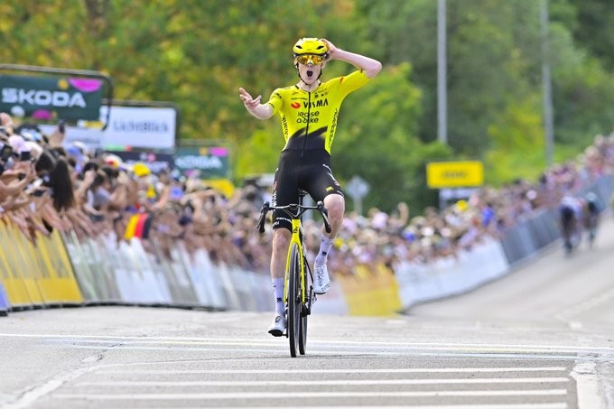 girodociclismo.com.br louis barre vence a 1a etapa do deuschtland tour isaac del toro perde a lideranca confira os resultados e a chegada image 7