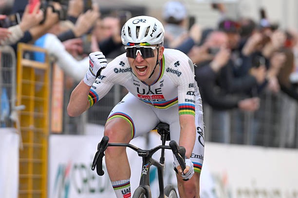 girodociclismo.com.br meu grande objetivo continua sendo a paris roubaix tadej pogacar revela objetivos e destaca papel de isaac del toro image 5