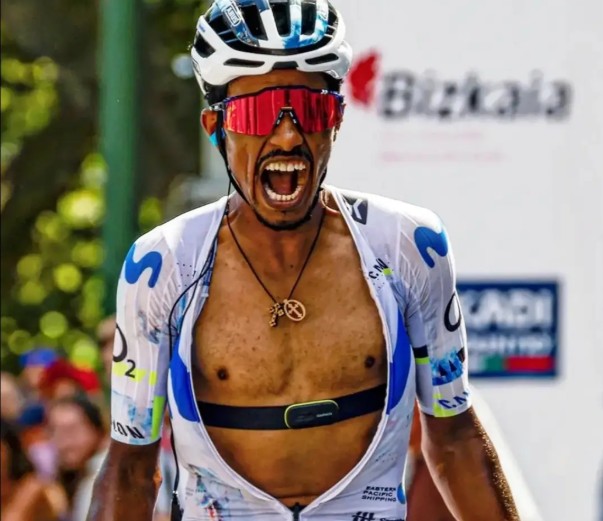Natnael Tesfatsion vence o Circuito de Getxo após duelo emocionante, confira os resultados e a chegada 6 girodociclismo.com.br natnael tesfatsion vence o circuito de getxo apos duelo emocionante no pais basco image 13