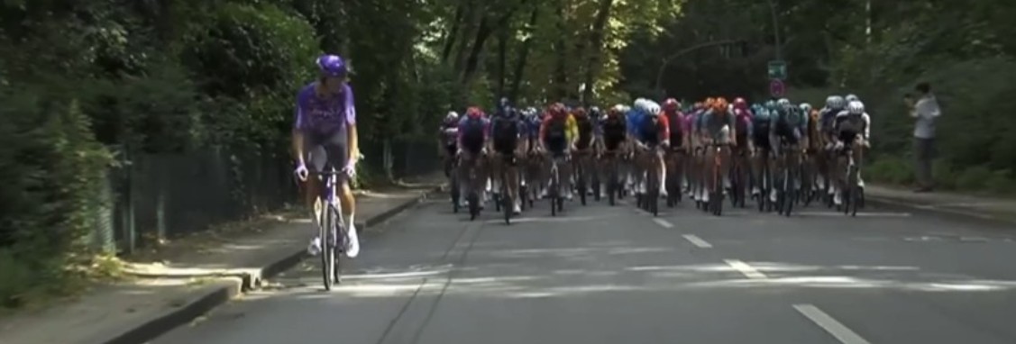 girodociclismo.com.br paul magnier supera os rivais e vence a adac cyclassics image 6