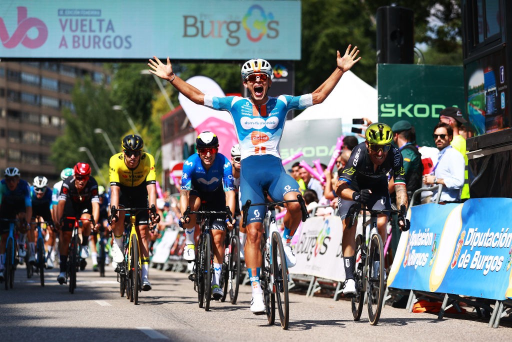 girodociclismo.com.br pinarello q36 5 contrata vencedor de etapa da vuelta a espana quero me tornar um vencedor consistente afirma ciclista image 5