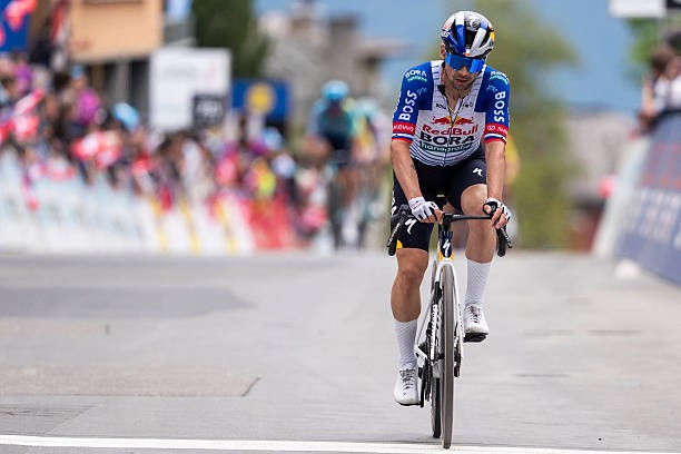 Primoz Roglic negocia com nova equipe do World Tour, saída da Red Bull Bora cada vez mais próxima 4 girodociclismo.com.br primoz roglic negocia com nova equipe do world tour para 2027 saida da red bull bora cada vez mais proxima image 4