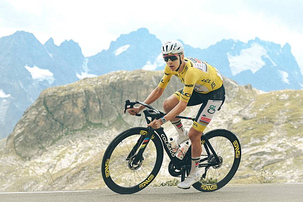 girodociclismo.com.br tadej pogacar e um escalador pior que marco pantani lenda dos sprints analisa o dominio de pogacar image 4