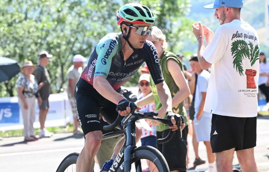 girodociclismo.com.br tadej pogacar explica bastidores de discussao no alpe dhuez nos o chamamos de pantani assista o video image