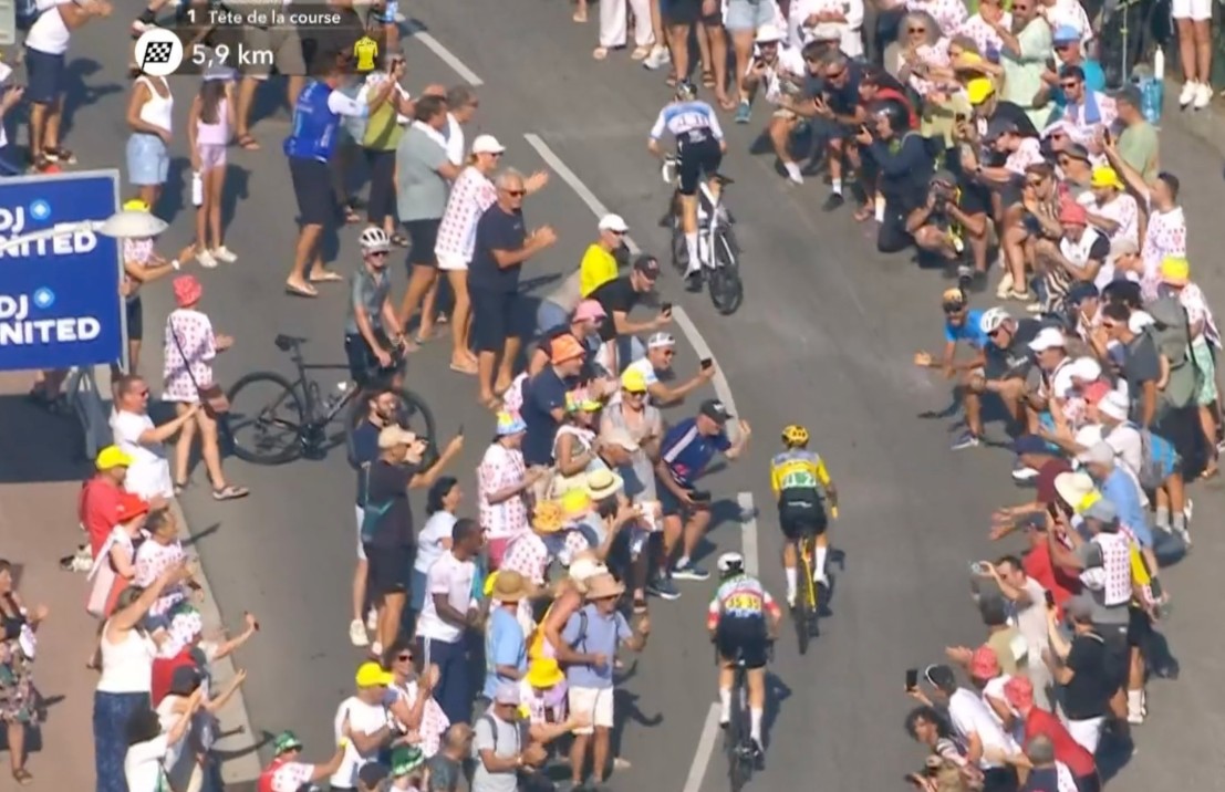 girodociclismo.com.br tour de france femmes demi vollering vence a 8a etapa e assume a maillot jaune confira os resultados e a chegada image