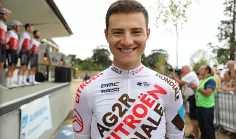 girodociclismo.com.br uae emirates deve anunciar a contratacao de especialista em classicas ciclista da equipe de paul seixas proximo do time de pogacar image 2