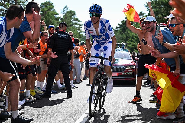 girodociclismo.com.br vuelta a espana 2026 acho que tadej pogacar ficou bravo enric mas ve irritacao de pogacar durante ataque assista o video image 2