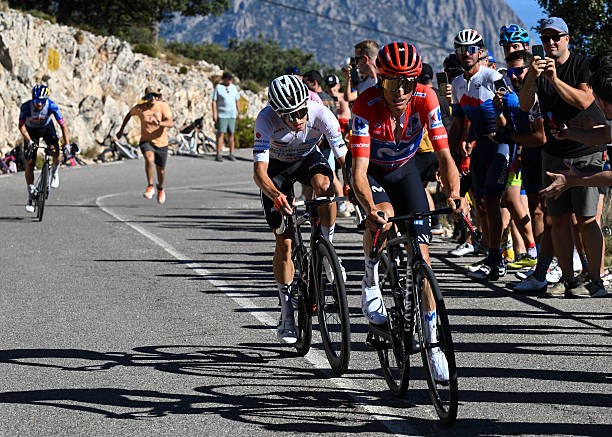 girodociclismo.com.br vuelta a espana 2026 agora eu entendo o tadej pogacar enric mas analisa a vitoria e a lideranca assista o video image 1