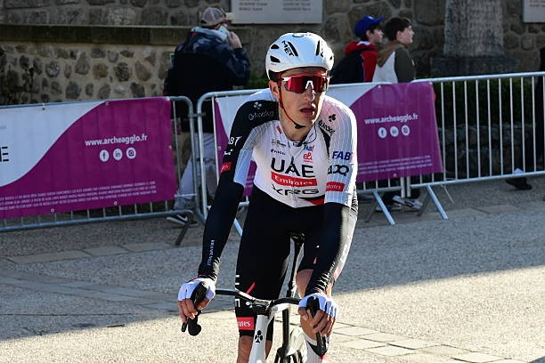 Vuelta a España 2026: Ausência de gregário de Tadej Pogacar é justificada: ciclista sofreu várias fraturas após queda 2 girodociclismo.com.br vuelta a espana 2026 ausencia de gregario de tadej pogacar e revelada ciclista sofreu varias fraturas apos queda image 2