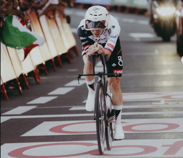 girodociclismo.com.br vuelta a espana 2026 tadej pogacar fala com sinceridade apos vitoria nao esperava vencer assista a entrevista completa image 1